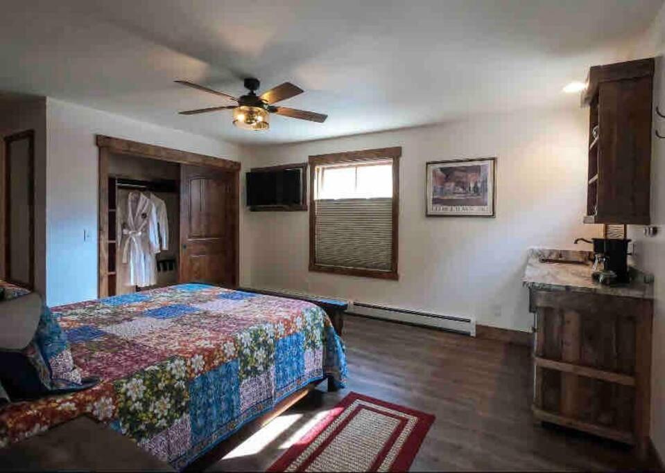 Clear Creek Inn Georgetown Esterno foto